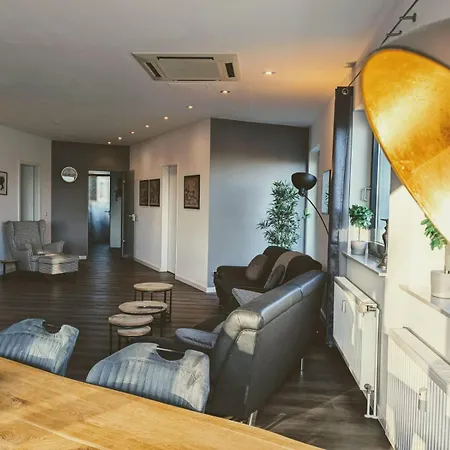 Penthouse Am Park Appartement *